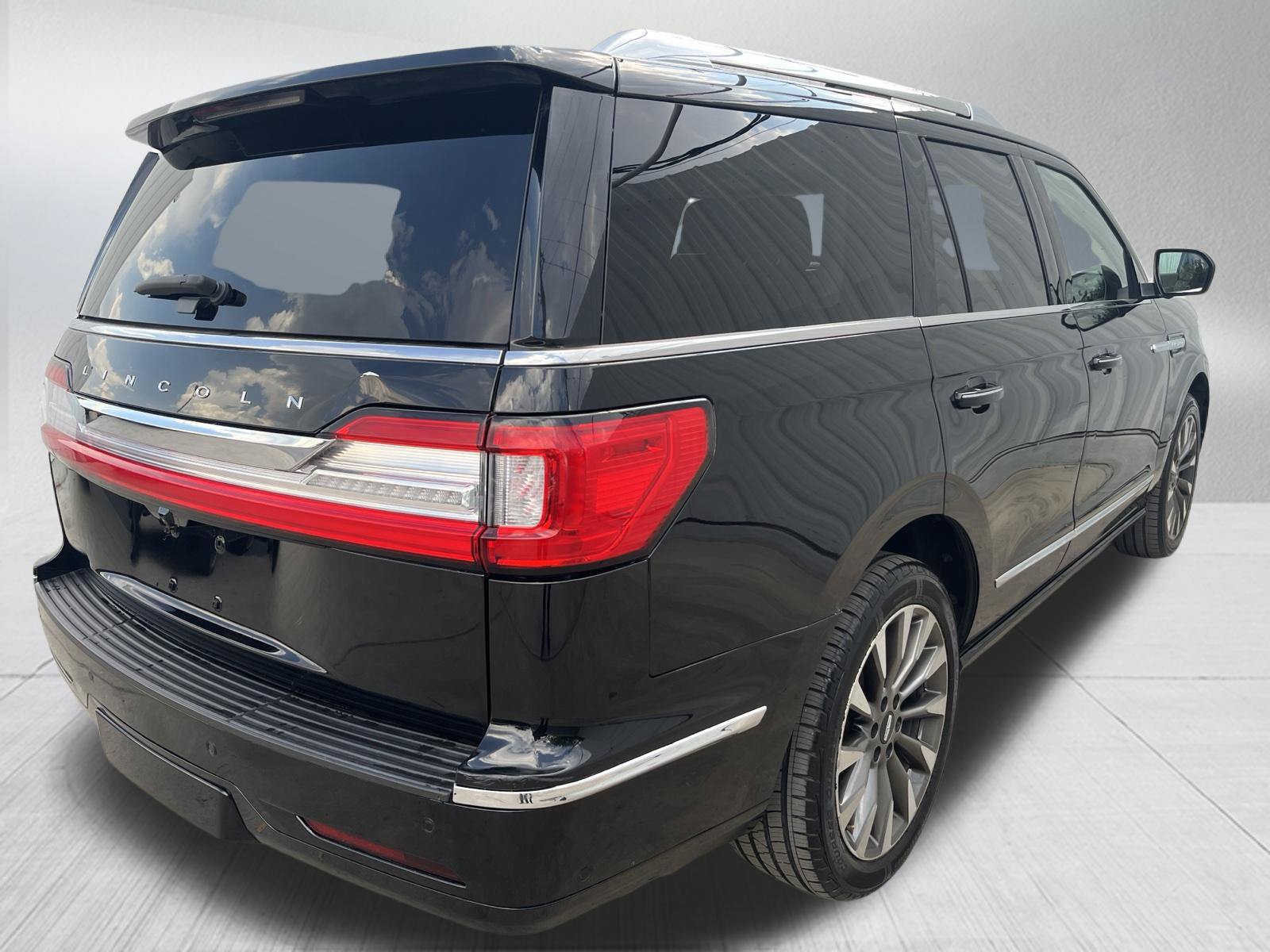 Used 2020 Lincoln Navigator Reserve w/ Equipment Group 201A Reserve AWD/4WD image 9