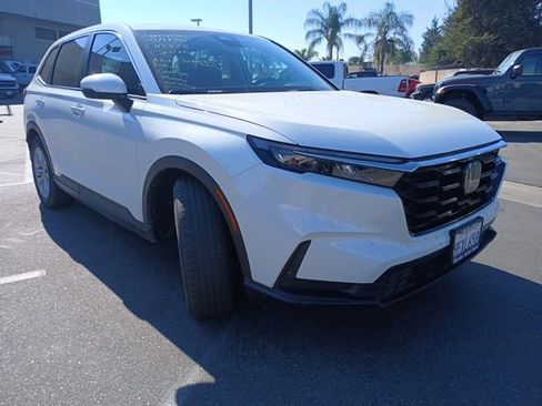 Used 2023 Honda CR-V EX image 3