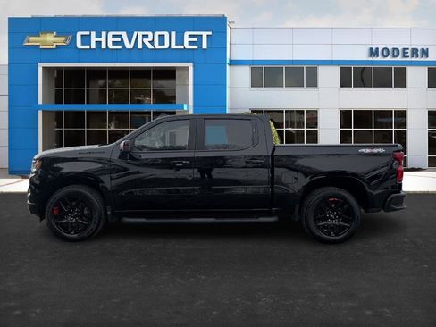 Used 2023 Chevrolet Silverado 1500 RST w/ Redline Edition image 2