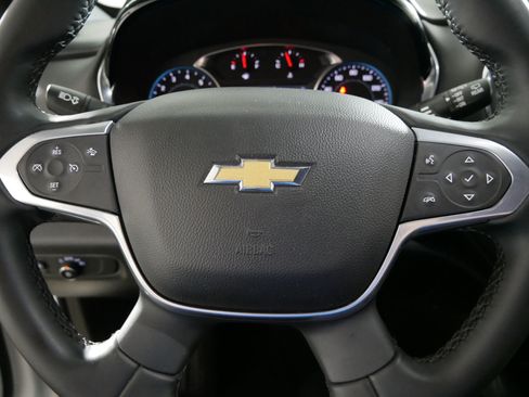 Used 2023 Chevrolet Traverse LT w/ Rear Camera Mirror Package AWD/4WD image 25
