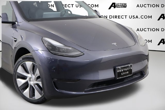 Used 2023 Tesla Model Y 2WD image 48