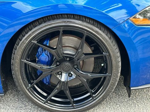 Used 2018 Ford Mustang GT RWD image 15