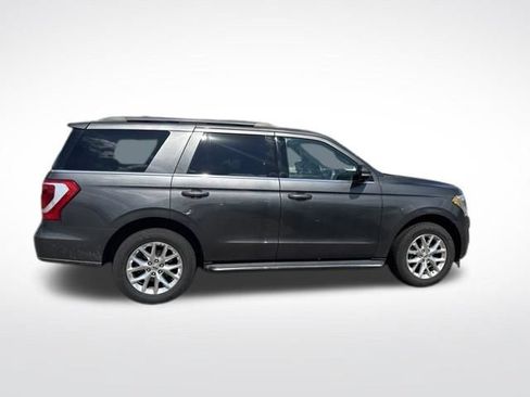 Used 2020 Ford Expedition XLT w/ Equipment Group 202A RWD image 6