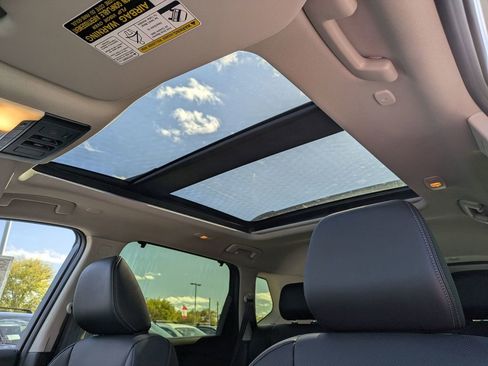 New 2026 Nissan Rogue Platinum AWD/4WD image 17