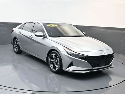 Used 2023 Hyundai Elantra SEL w/ Convenience Package