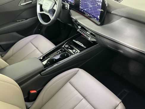 New 2026 Audi Q3 quattro 2.0T AWD/4WD image 15