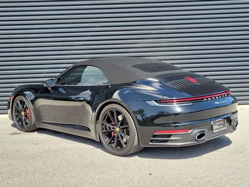 Certified 2024 Porsche 911 Cabriolet image 3