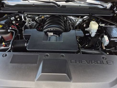 Used 2017 Chevrolet Tahoe Premier AWD/4WD image 38