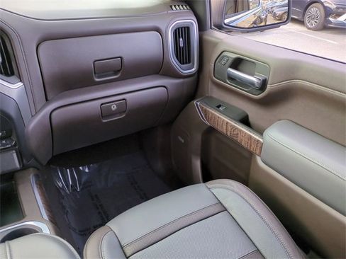 Used 2021 GMC Sierra 1500 Denali w/ Denali Ultimate Package image 17
