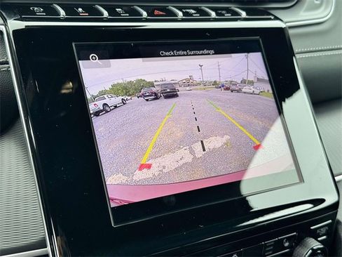 New 2025 Jeep Grand Cherokee L Laredo w/ Luxury Tech Group I image 4