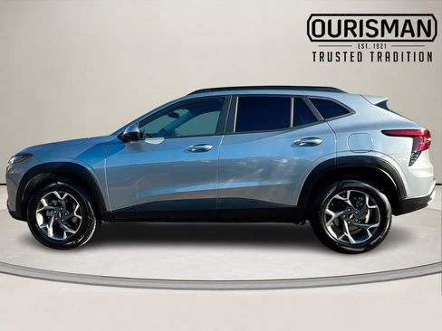 Used 2024 Chevrolet Trax LT image 3