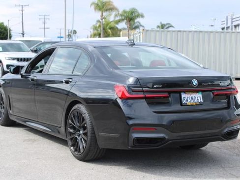 Used 2022 BMW 750i xDrive w/ M Sport Package AWD/4WD image 3
