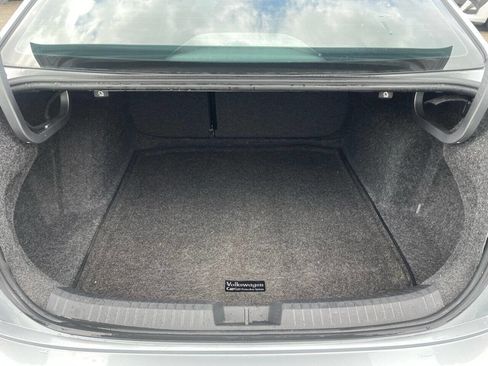 Used 2020 Volkswagen Jetta R-Line image 18