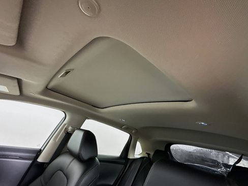 Used 2025 Honda HR-V EX-L image 26