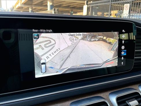 Used 2021 Mercedes-Benz GLS 450 4MATIC image 26