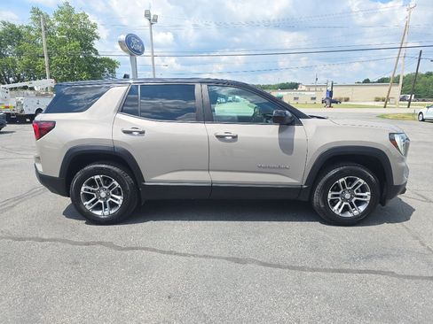 Used 2025 GMC Terrain Elevation AWD/4WD image 5