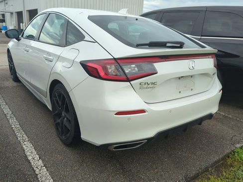 Used 2024 Honda Civic Sport Touring image 5