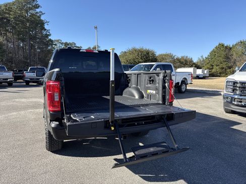 Certified 2022 Ford F150 XLT w/ Equipment Group 302A High image 11