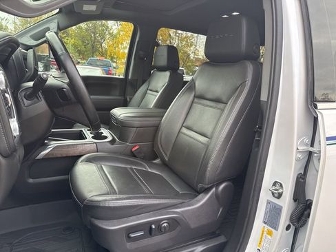 Used 2023 GMC Sierra 3500 Denali image 15