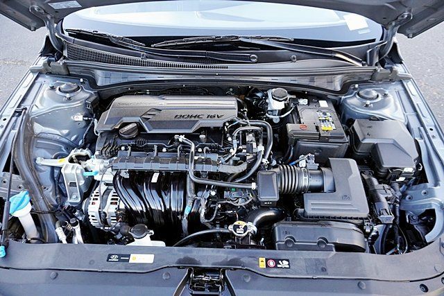 Certified 2026 Hyundai Elantra Sport FWD image 16