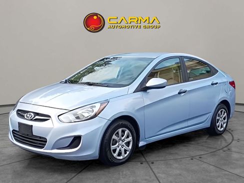 Used 2012 Hyundai Accent GLS image 1