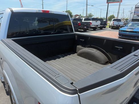 Used 2018 Ford F150 Lariat RWD image 22