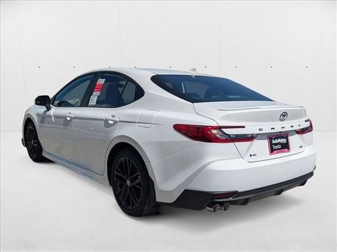 New 2025 Toyota Camry SE FWD image 8