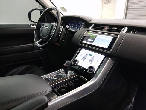 Used 2018 Land Rover Range Rover Sport HSE Dynamic image 23