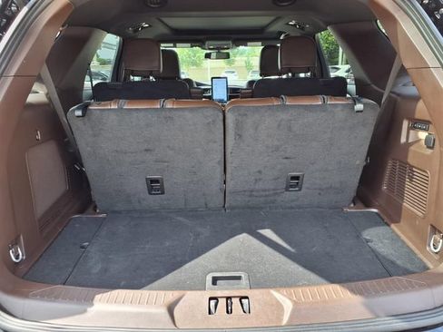 Used 2024 Ford Explorer King Ranch w/ Technology Package RWD image 25