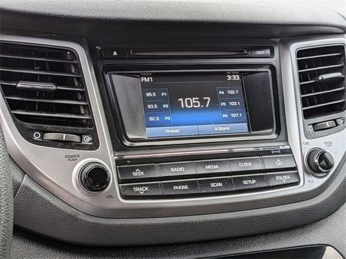 Used 2017 Hyundai Tucson SE image 20