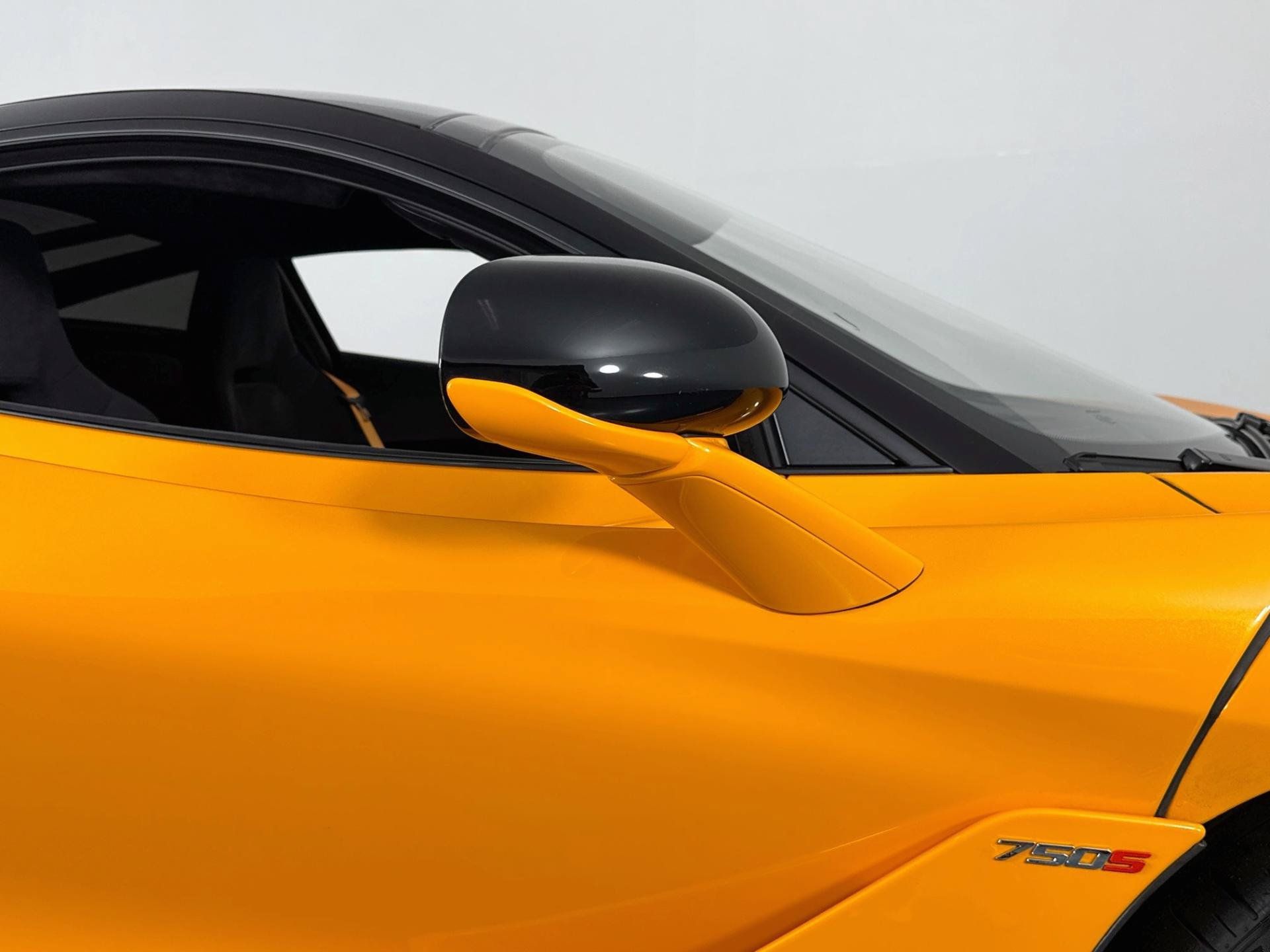Used 2025 McLaren 750S RWD image 51