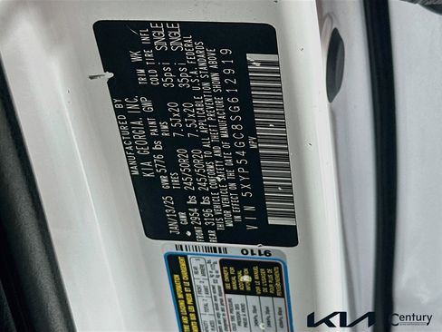 Certified 2025 Kia Telluride SX w/ SX Captain's Chair Package FWD image 34
