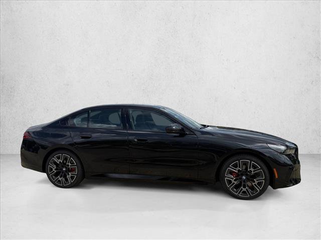 Used 2027 BMW 530i w/ M Sport Package RWD image 10