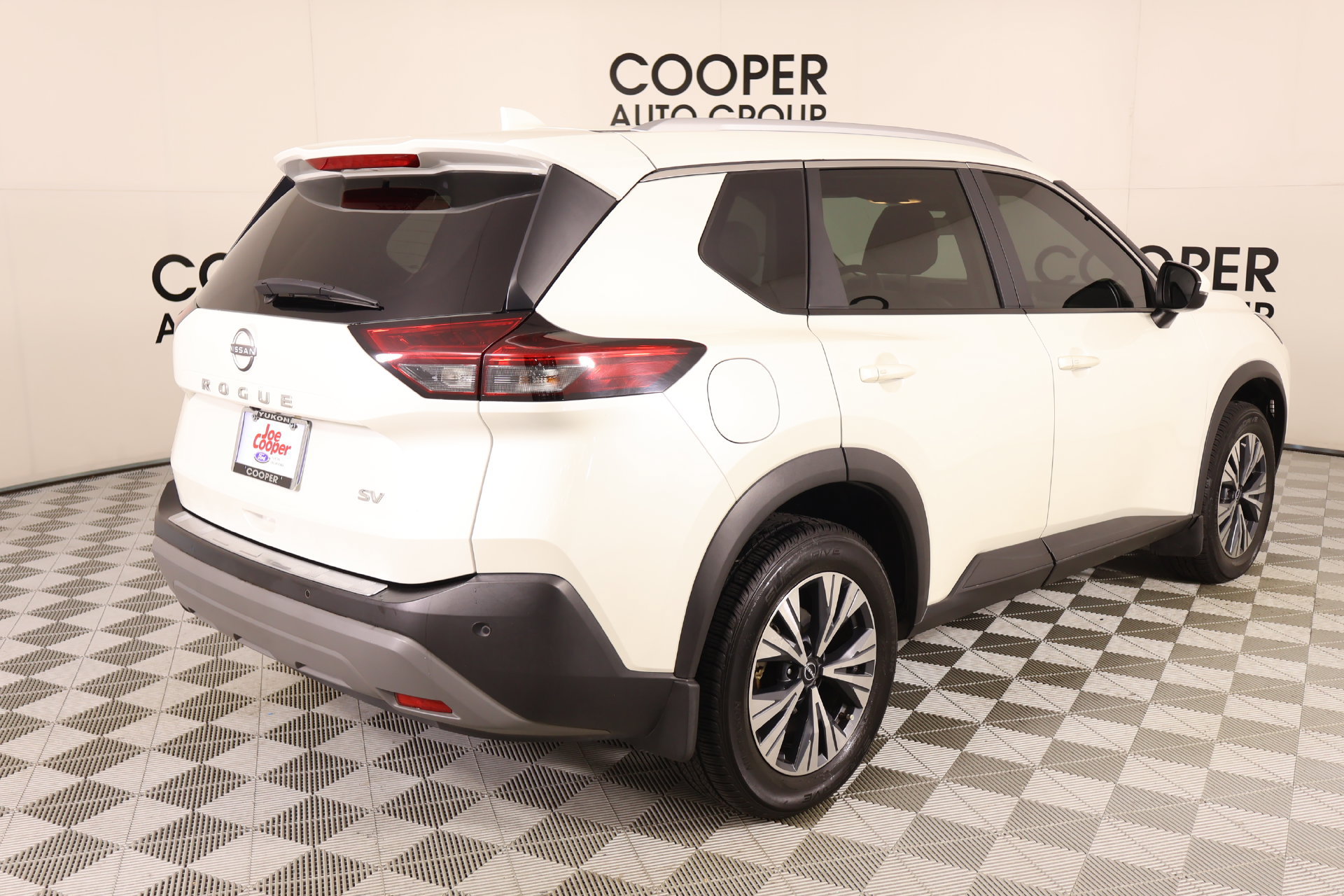 Used 2023 Nissan Rogue SV w/ SV Premium Package FWD image 21