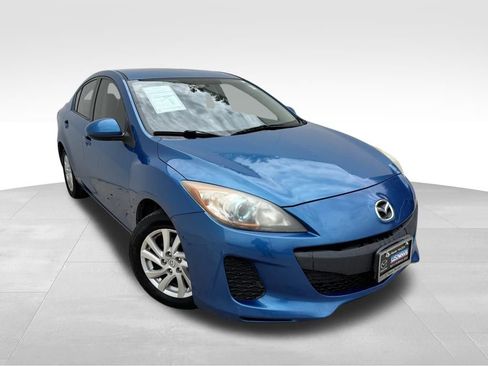 Used 2012 MAZDA MAZDA3 i Touring FWD image 2