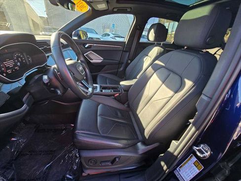 Used 2021 Audi Q3 2.0T Premium w/ Convenience Package AWD/4WD image 25
