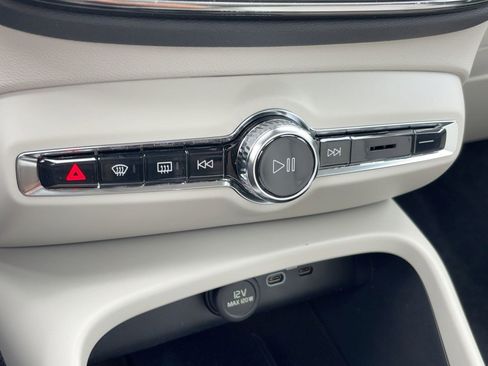 New 2026 Volvo XC40 B5 Plus w/ Climate Package image 16