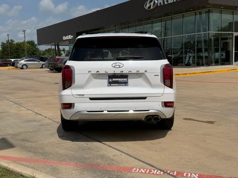 Used 2021 Hyundai Palisade Calligraphy w/ Winter Package AWD/4WD image 5