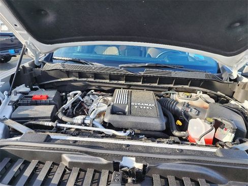 Used 2024 Chevrolet Silverado 1500 High Country w/ Technology Package image 21