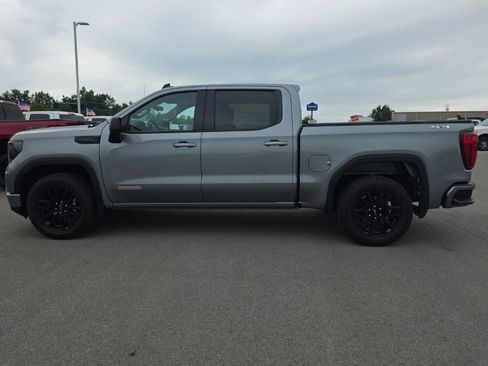 Used 2024 GMC Sierra 1500 Elevation AWD/4WD image 8