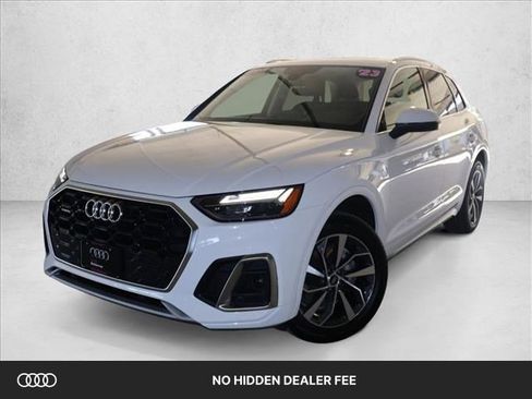 Used 2023 Audi Q5 2.0T Premium w/ Convenience Package AWD/4WD image 1