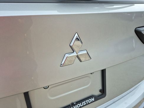 New 2026 Mitsubishi Outlander SE AWD/4WD image 52