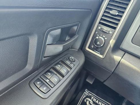 Used 2019 RAM 1500 Express w/ Express Value Package AWD/4WD image 21