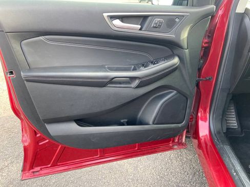 Used 2023 Ford Edge Titanium image 13