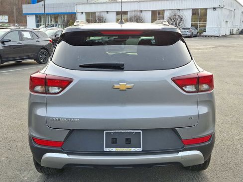 Used 2023 Chevrolet TrailBlazer LT w/ Convenience Package image 6