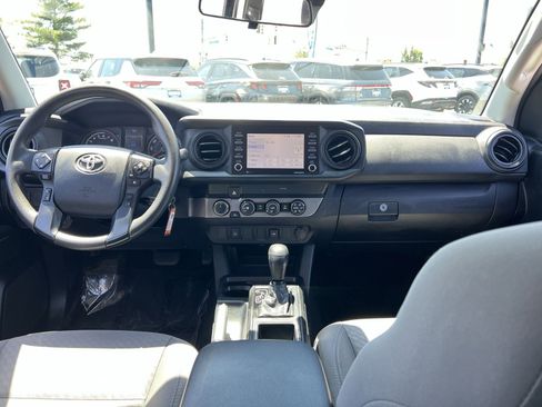 Used 2020 Toyota Tacoma SR AWD/4WD image 30