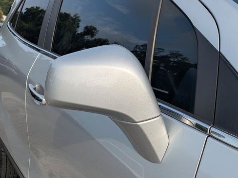 Certified 2020 Buick Encore Preferred w/ Safety Package FWD image 12