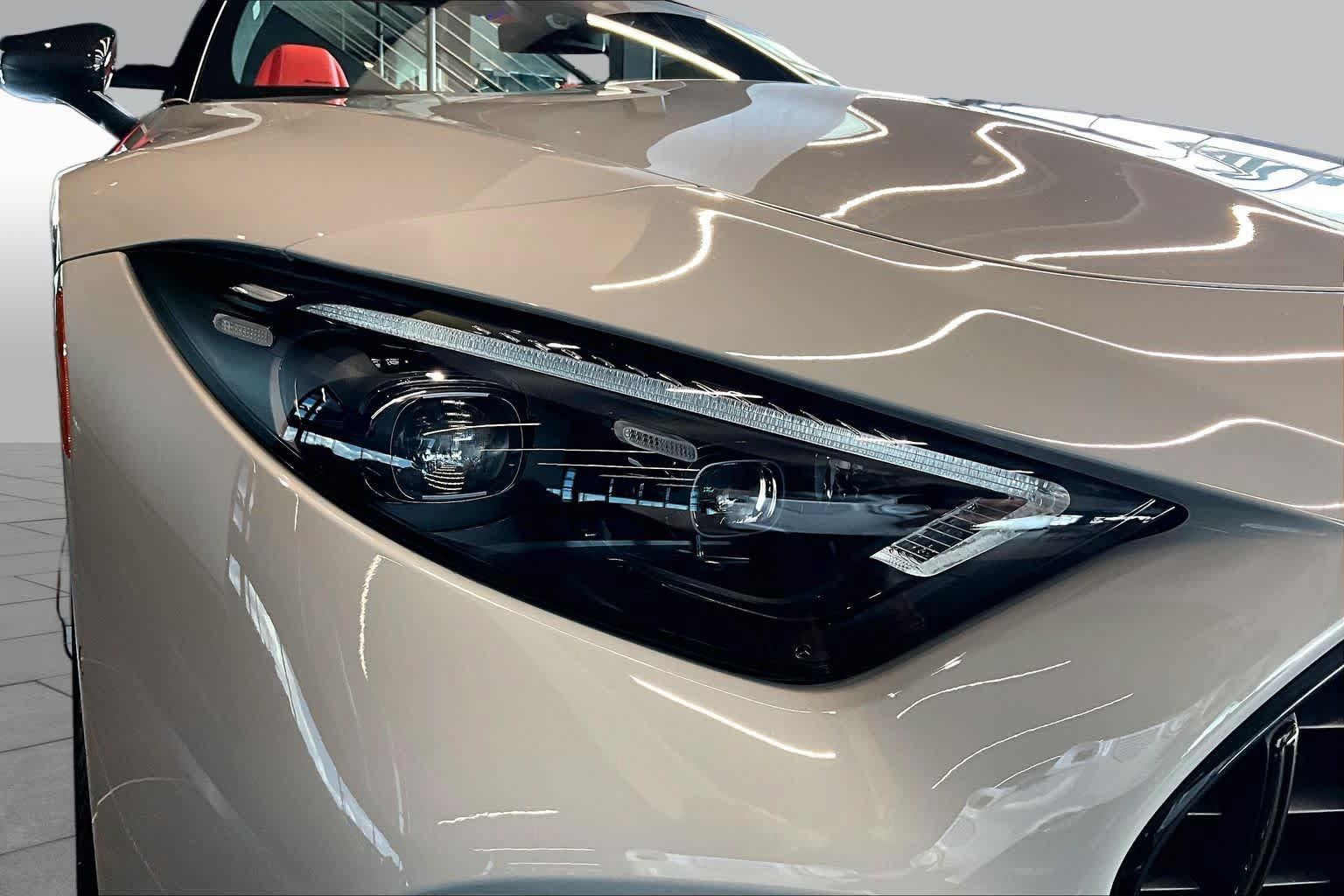 New 2026 Mercedes-Benz SL 63 AMG 4MATIC image 13