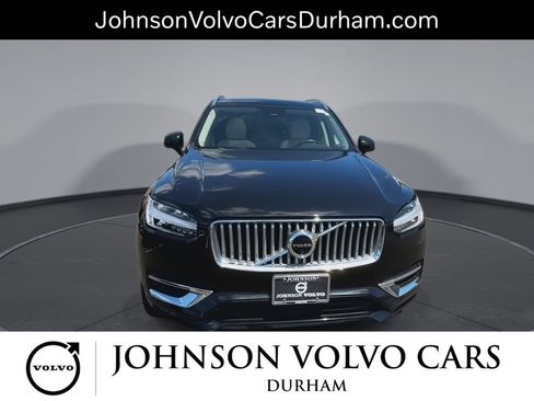 Used 2023 Volvo XC90 B6 Plus AWD/4WD image 3