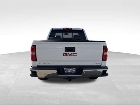 Used 2015 GMC Sierra 1500 SLE w/ SLE Value Package AWD/4WD image 4